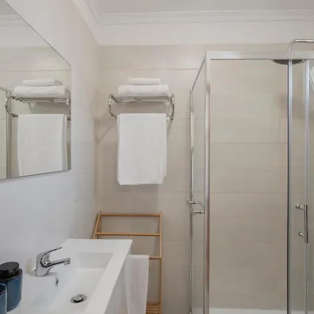 Garajau Vi By An Island *